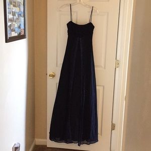 Navy Blue Shimmering Formal Gown